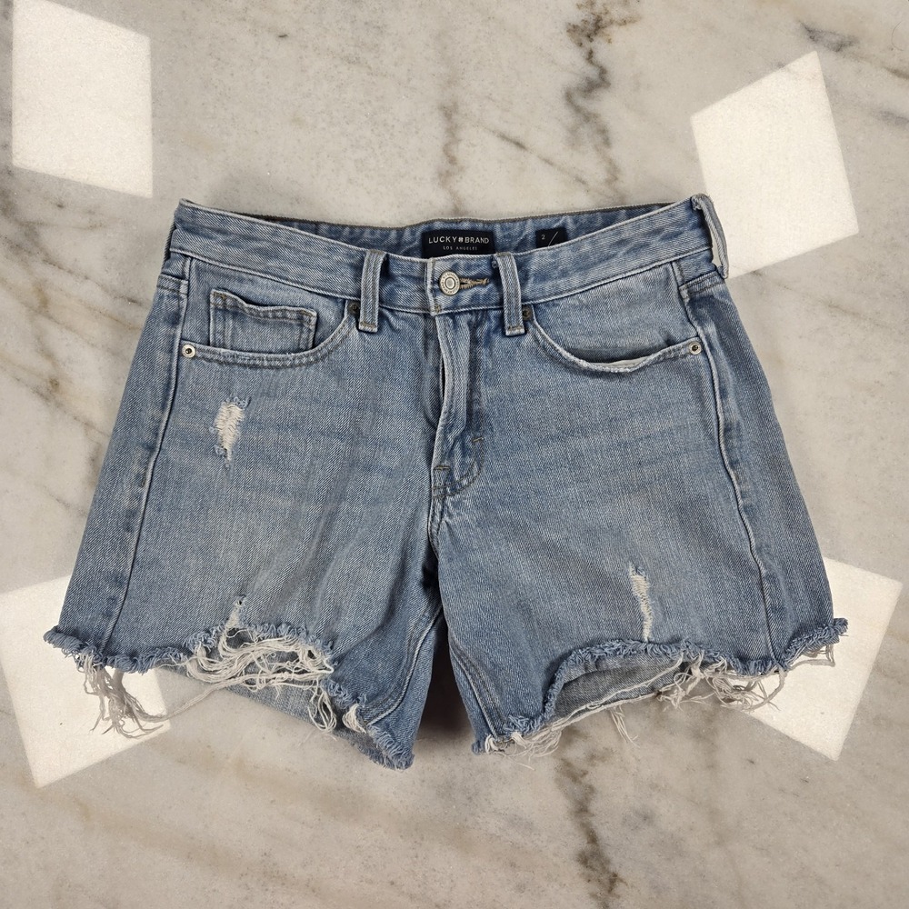 Lucky Brand Women's Boyfriend Shorts Distressed Light Wash Coastal Boho Size 2